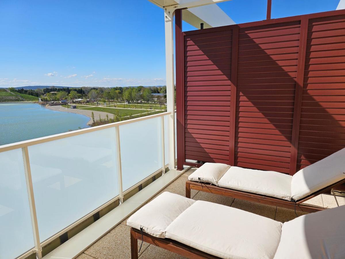 Lakeside Provence - Appartement 4 Etoiles Face Au Lac De Monteux Esterno foto